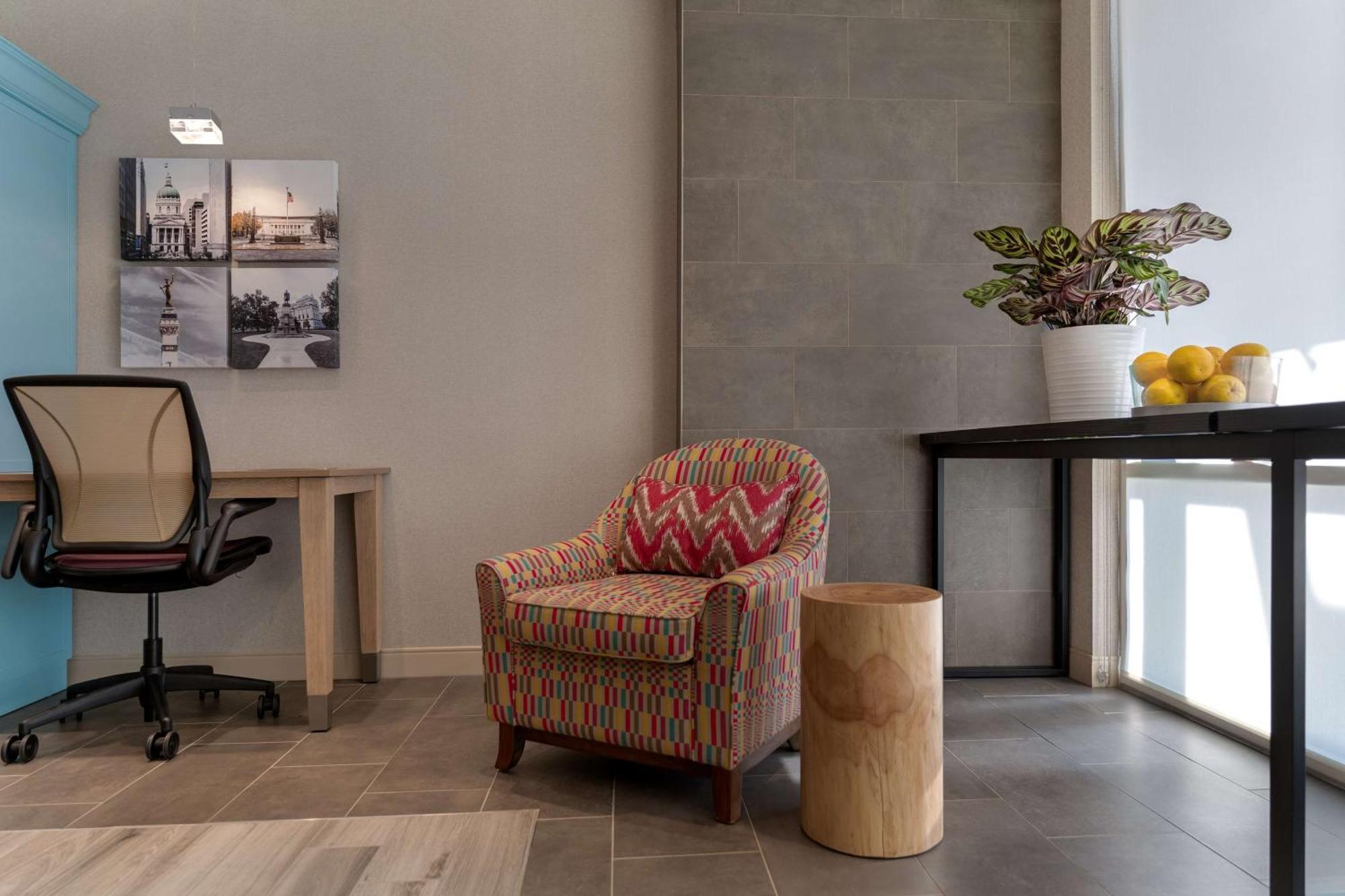 Home2 Suites By Hilton 科科莫 外观 照片