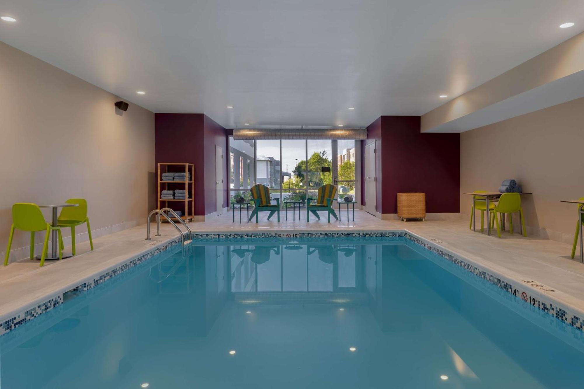 Home2 Suites By Hilton 科科莫 外观 照片